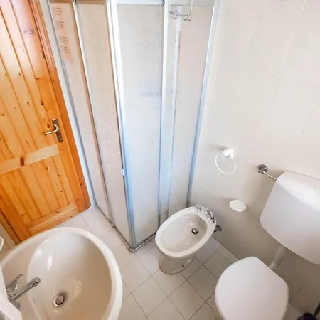 Ferienhaus In Mit Grill Und Garten Сasa de vacaciones Lido delle Nazioni