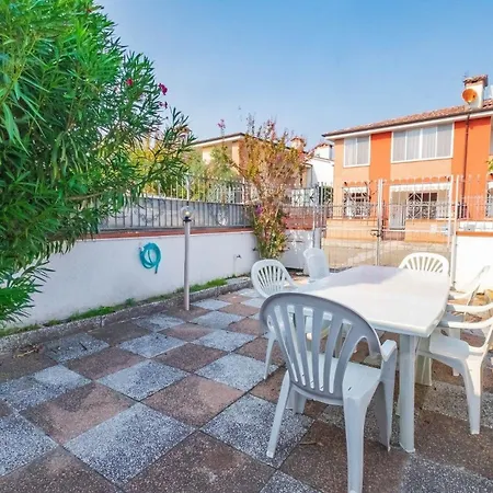 Ferienhaus In Mit Grill Und Garten *